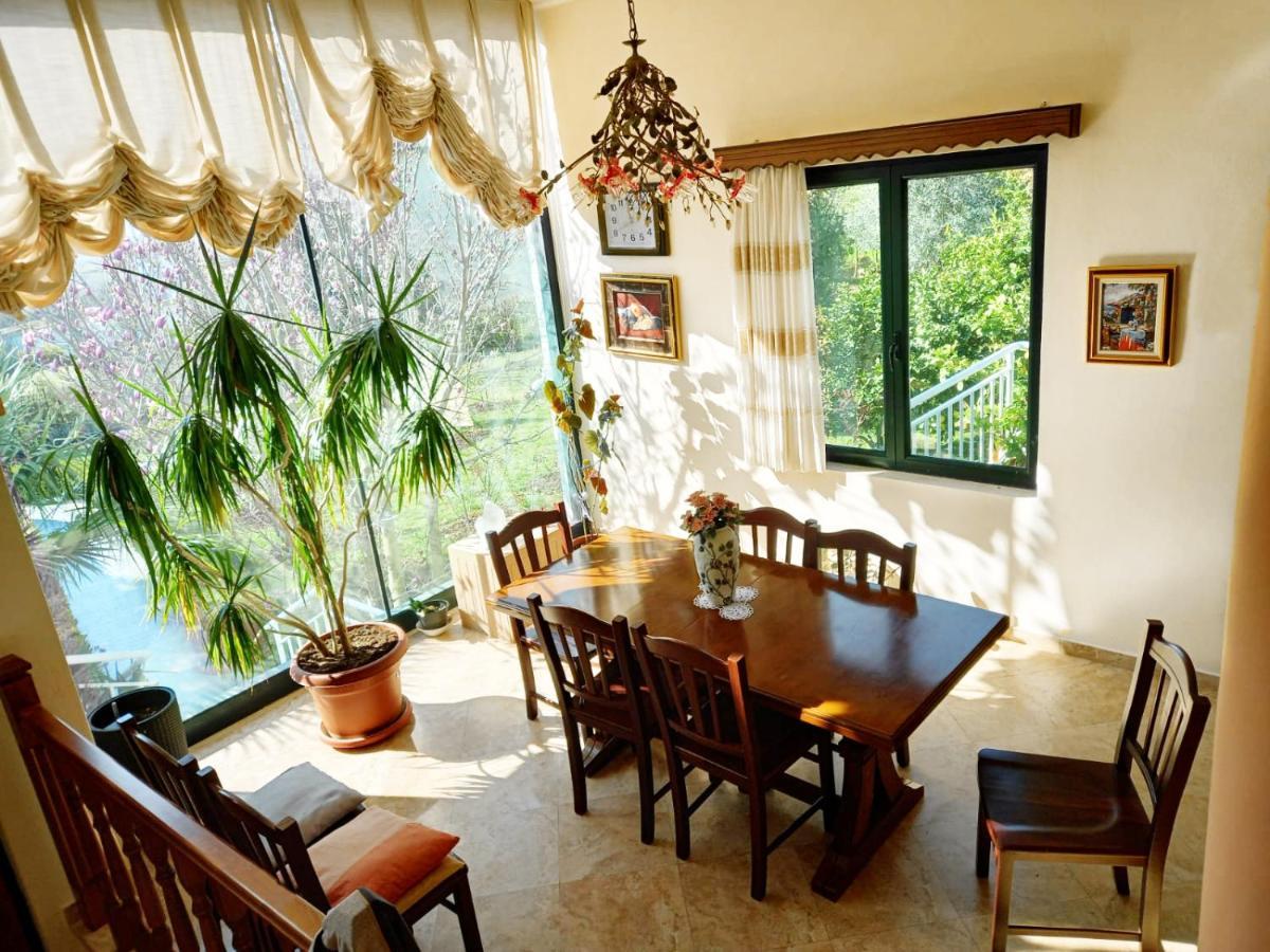 Family Beach Swimming Pool Villa Luanit Trajas Extérieur photo
